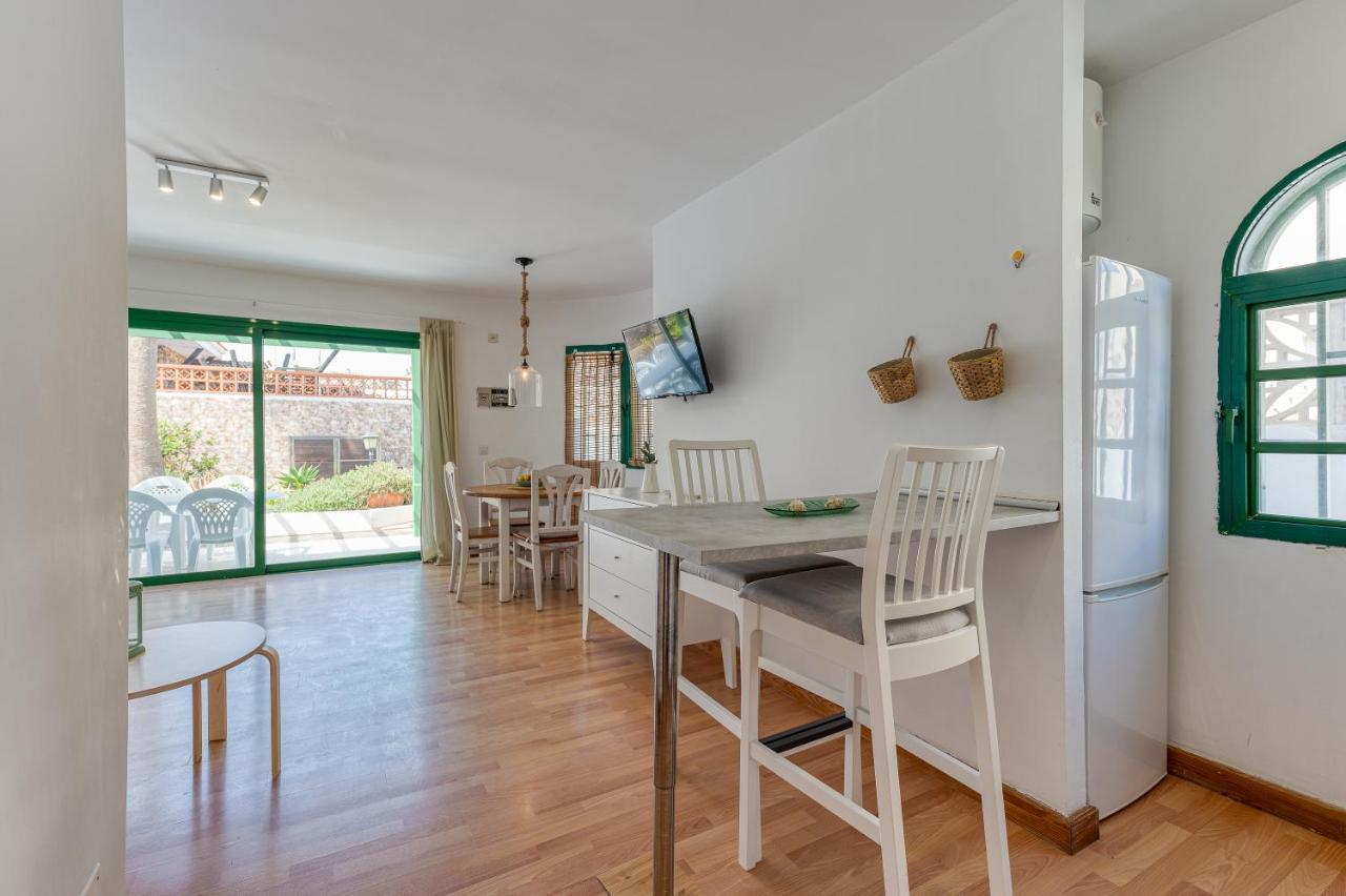 Homeforguest Apartment With Pool And Terrace 1 Min From The Beach Corralejo Bagian luar foto