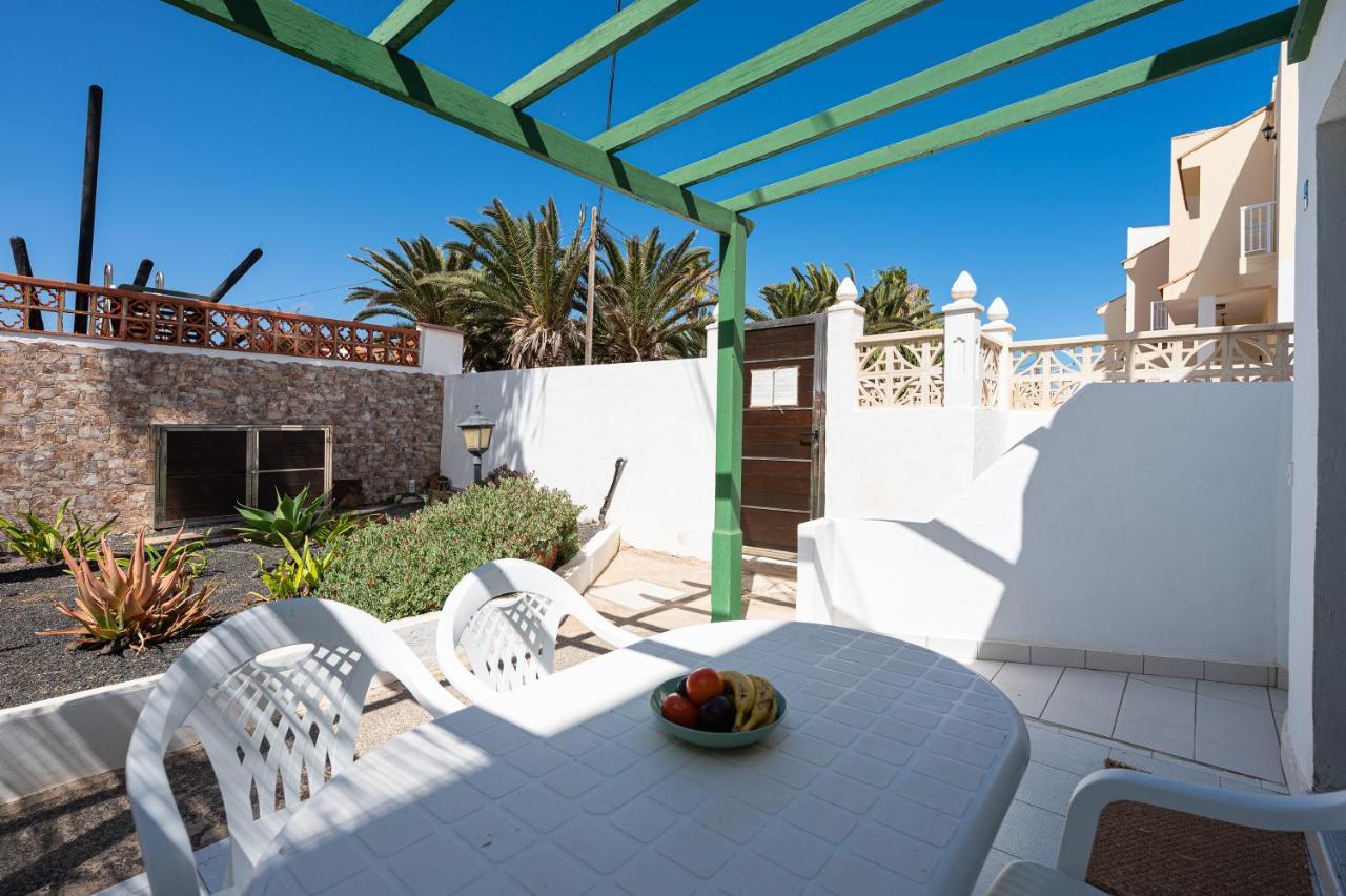 Homeforguest Apartment With Pool And Terrace 1 Min From The Beach Corralejo Bagian luar foto