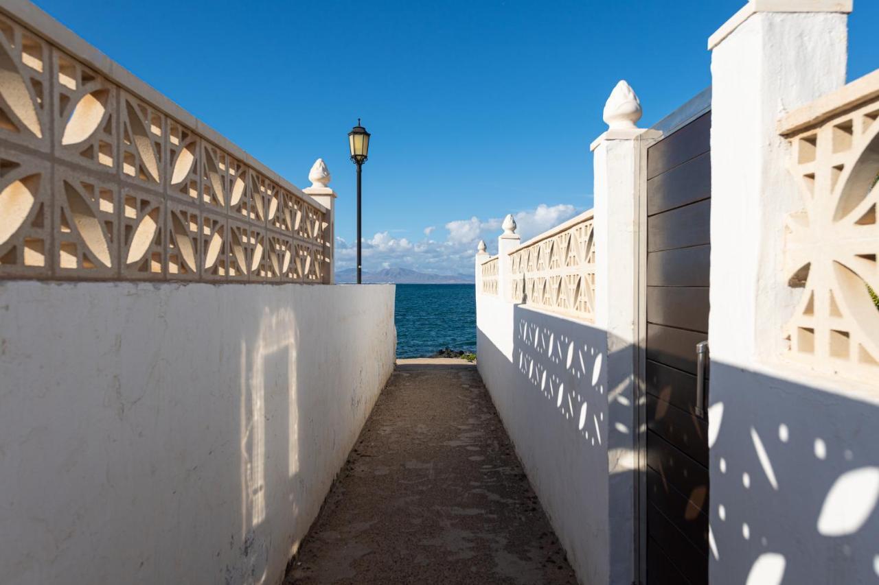Homeforguest Apartment With Pool And Terrace 1 Min From The Beach Corralejo Bagian luar foto